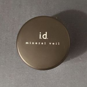 I.d. mineral veil bare Minerals 3g